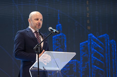 Prezydent Rzeszowa K. Fijołek,