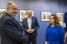 Od lewej: prof. L. Lichołai, prof. PRz P. Nazarko, mgr inż. arch. M. Jakowska,